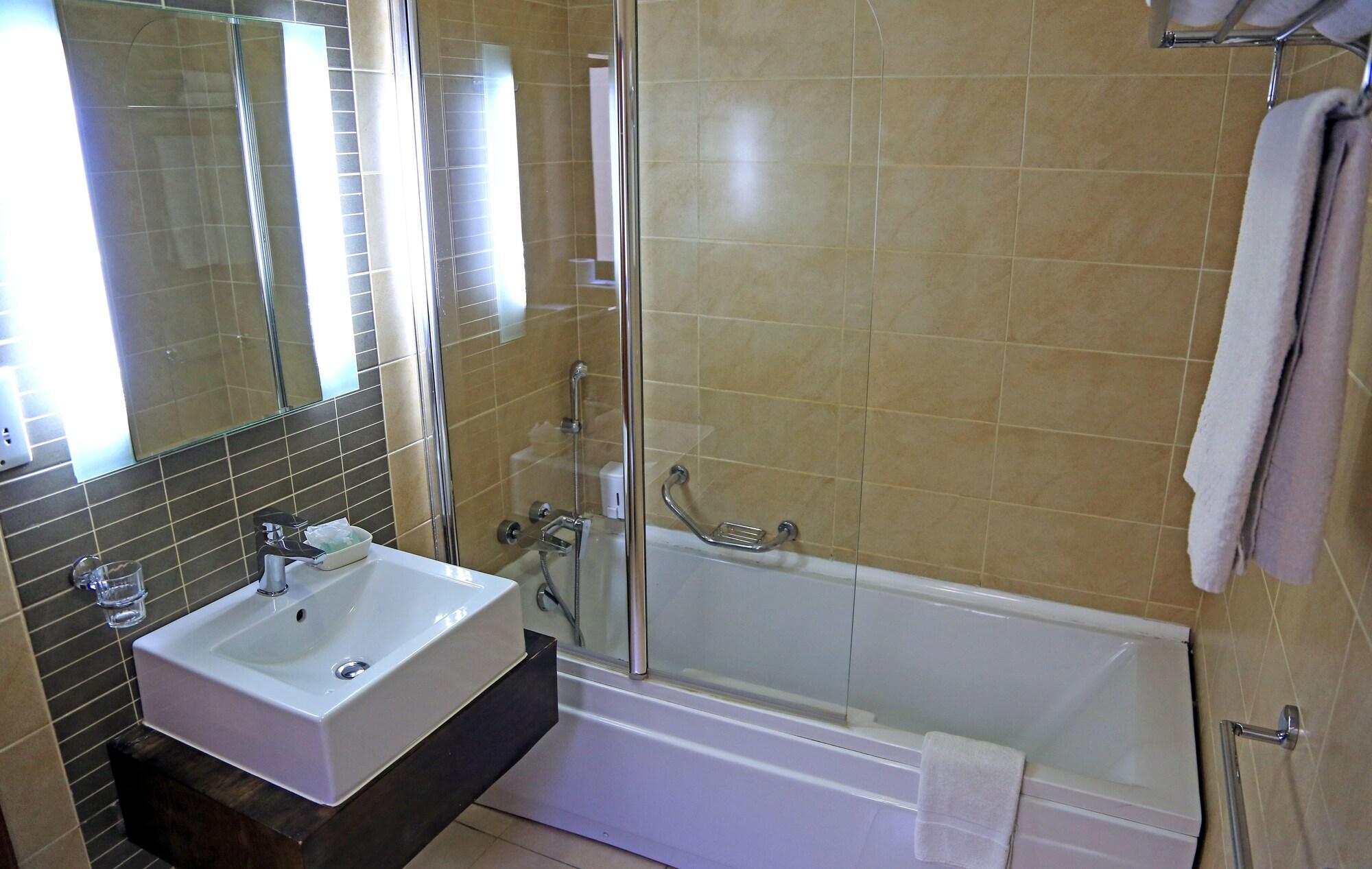 Labranda Rocca Nettuno Suites Слима Екстериор снимка