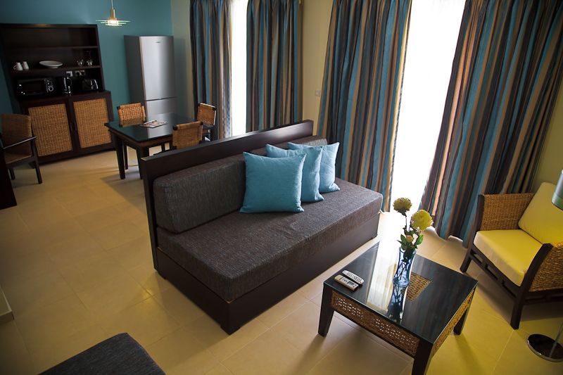 Labranda Rocca Nettuno Suites Слима Екстериор снимка