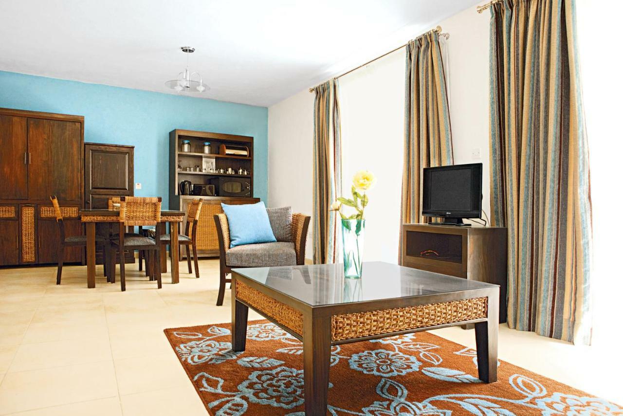 Labranda Rocca Nettuno Suites Слима Екстериор снимка